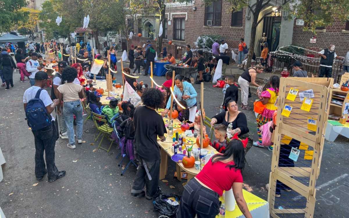 Trick-or-Streets