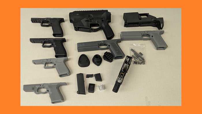 Sujeto detenido tras hallazgo de piezas de armas impresas en 3D en Suffolk