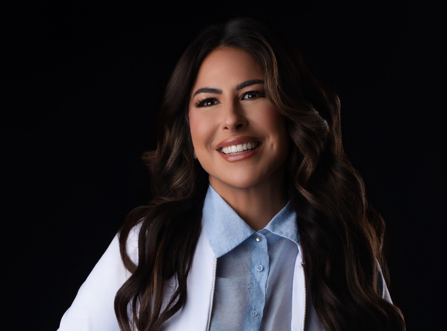 ¿Se pueden transmitir las bacterias bucales por los besos? 