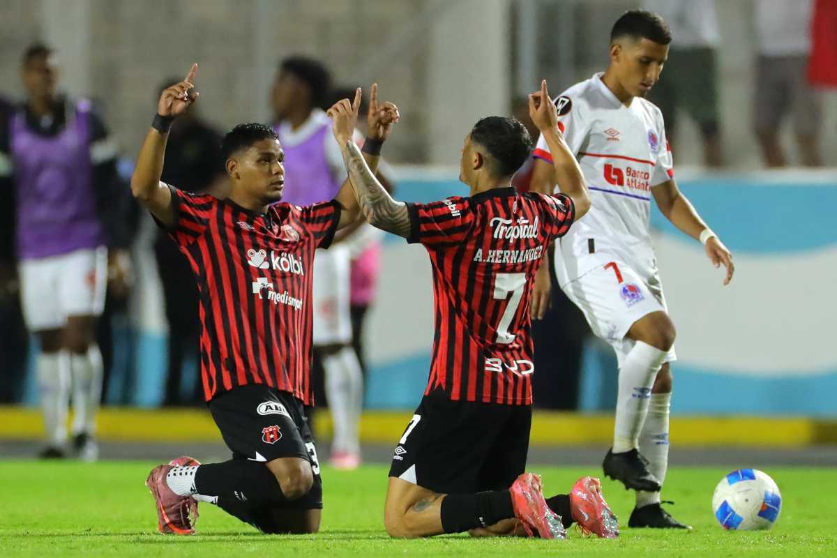 Alajuelense vs Xelajú por el título de Copa Centroamericana