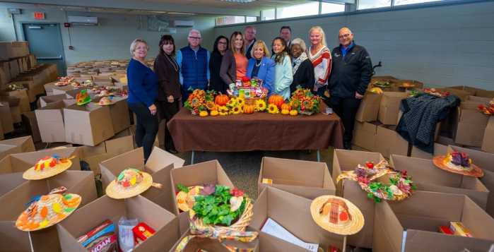 Town de Islip distribuirá cientos de pavos y "cajas de amor" para Acción de Gracias