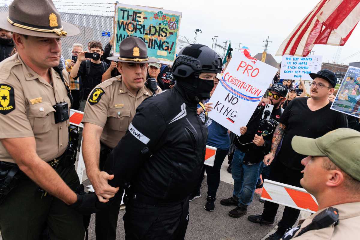 El 64 % de los hispanos en EEUU desaprueba a Trump y el 41 % teme un arresto migratorio