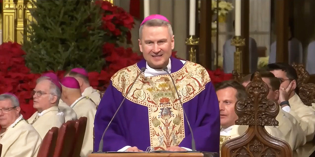 El próximo arzobispo de Nueva York, Ron Hicks, agradece recibimiento y pide que oren por él