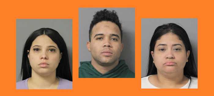 Hispanos arrestados en Manhasset por posesión criminal de sustancia controlada