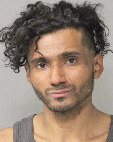 Hispano arrestado por incendio provocado en edificio vacío en Uniondale