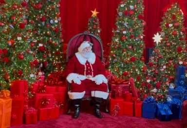 Celebran la Navidad con desayuno y brunch con Santa Claus