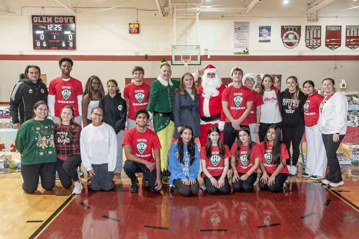 Exitosa campaña de recolección de juguetes navideños en Long Island