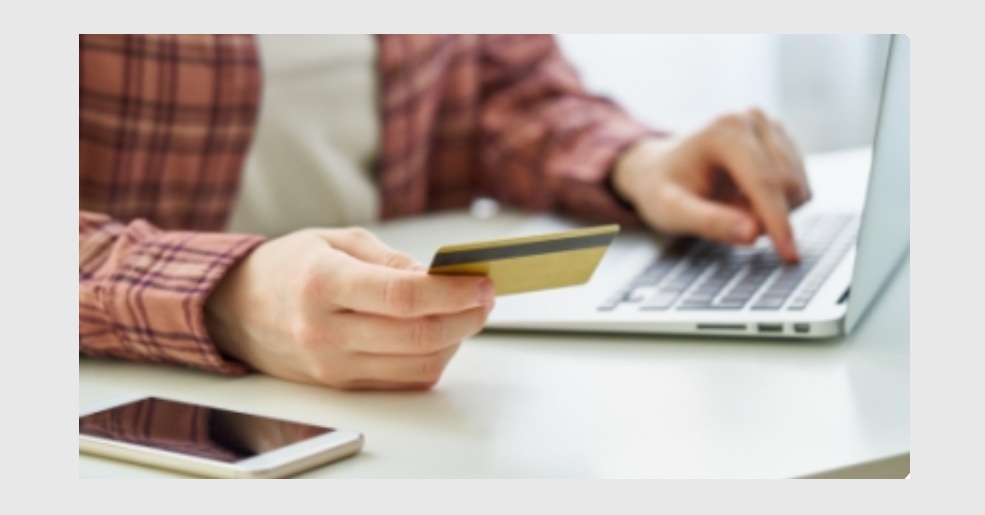 Consejos para hacer compras navideñas de forma responsable y evitar trampas financieras