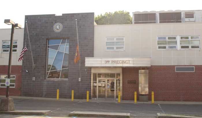 Detective del condado de Nassau, Robert Sacco, acusado de intento de delito sexual