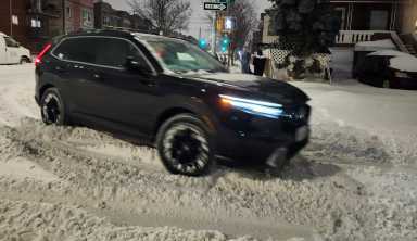 Hombre muere mientras paleaba nieve en Floral Park, Long Island