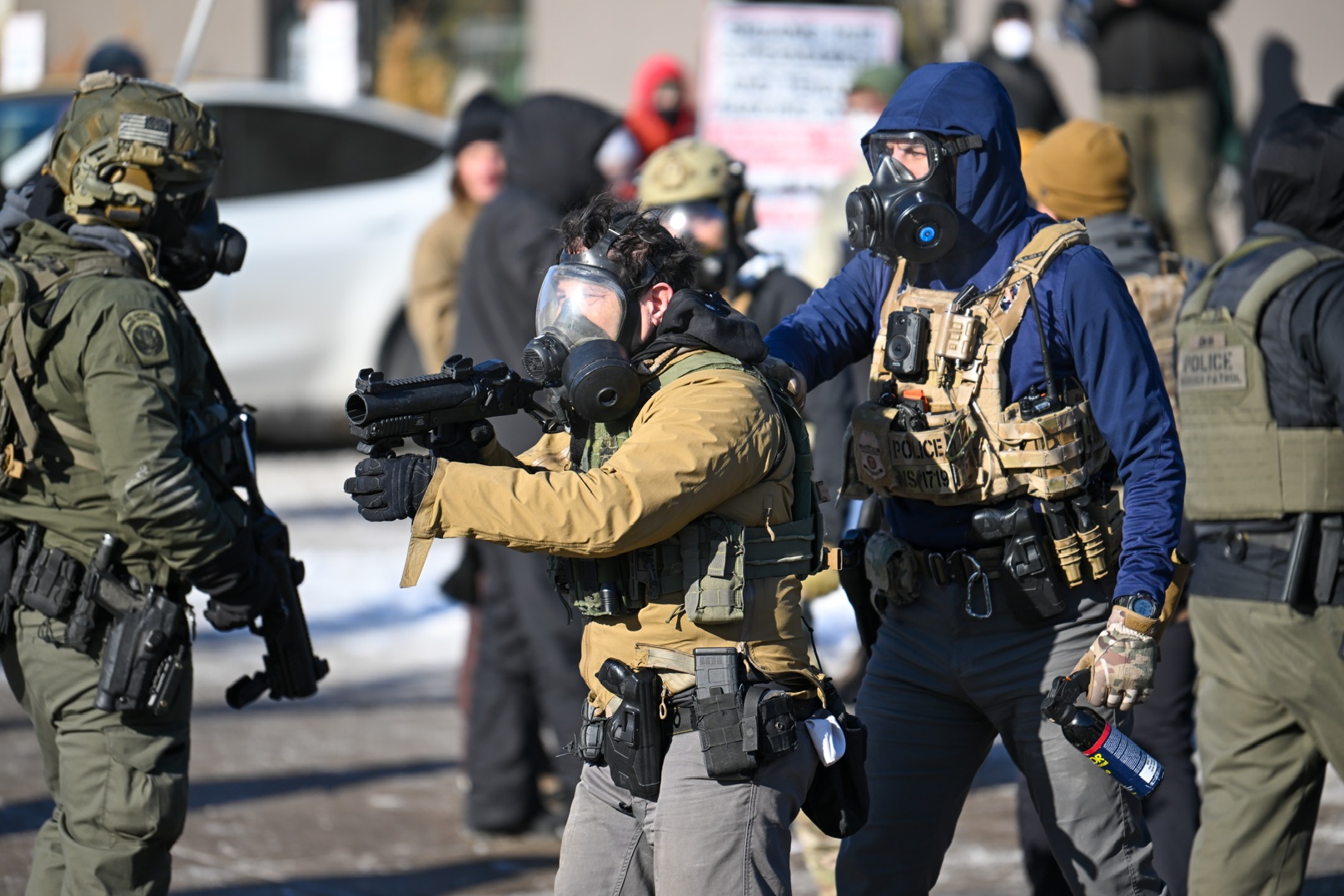 Gobierno de Trump asegura que redadas migratorias continuarán durante el cierre del DHS