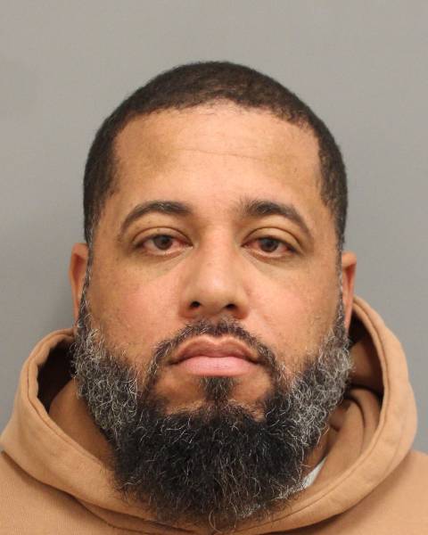 Hispano arrestado por su participación en red internacional de trata de personas en Suffolk