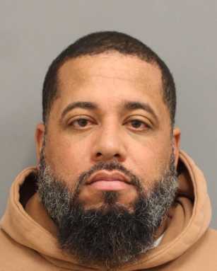 Hispano arrestado por su participación en red internacional de trata de personas en Suffolk