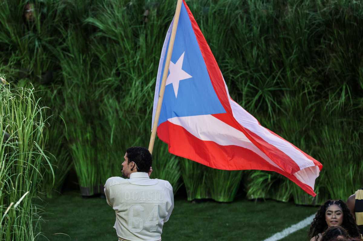 Bad Bunny brilla y eleva el orgullo latino el Super Bowl