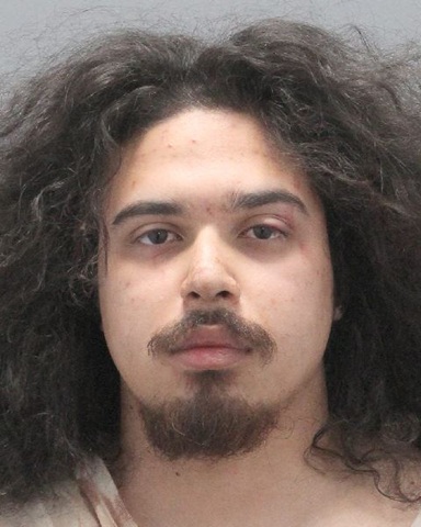 Sujeto arrestado tras brutal agresión a un anciano de 68 años en Hicksville