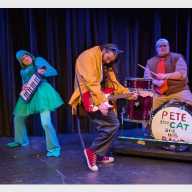 Vívelo LI : Show de Pete El Gato en Garden City