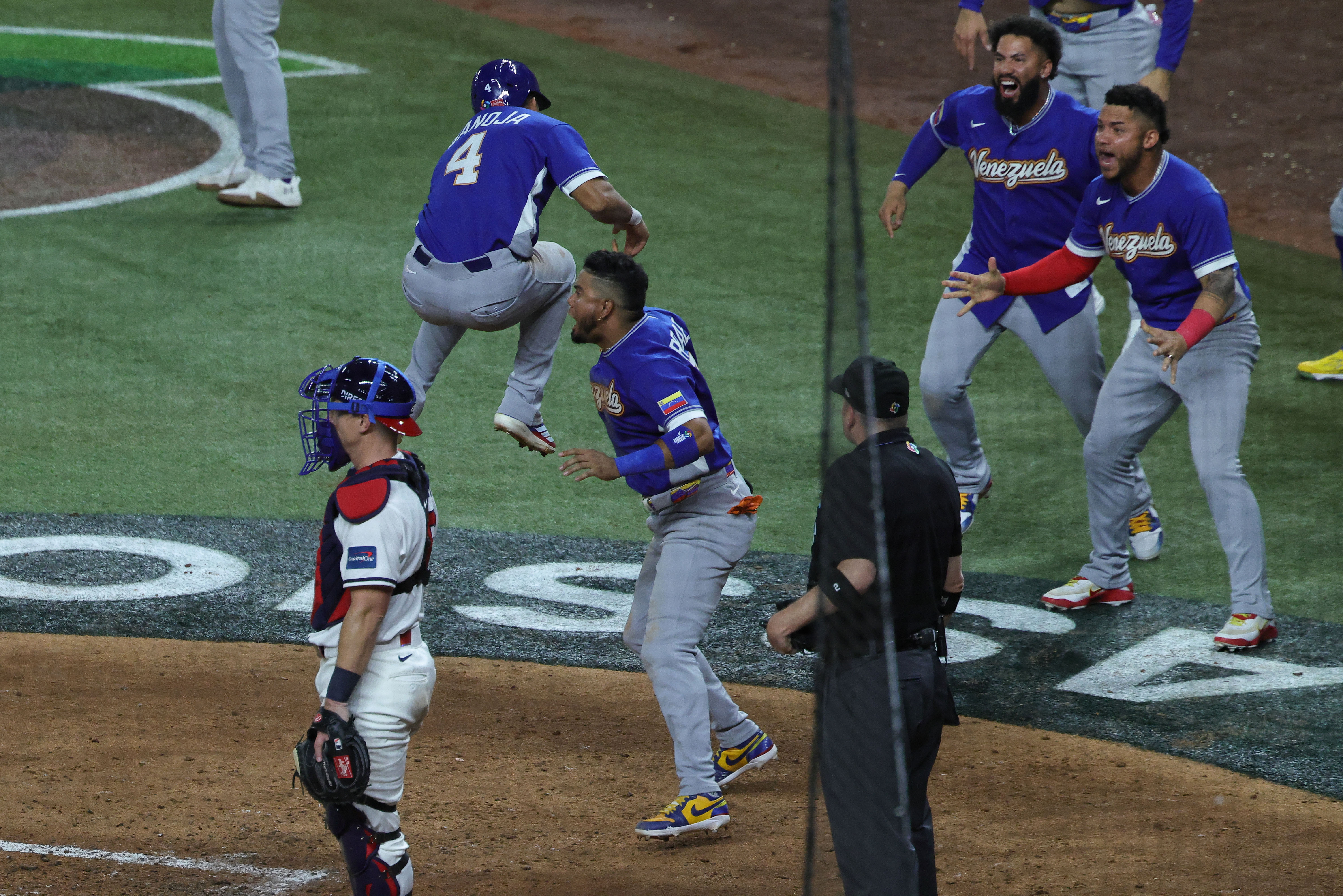 ¡Histórico! Venezuela conquista su primer Clásico Mundial de béisbol