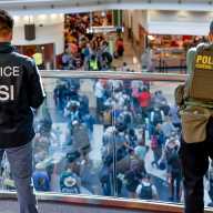 Agentes de ICE se despliegan en los aeropuertos JFK de Nueva York y Liberty de Newark, NJ