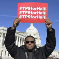 Coalición de fiscales demócratas pide a Supremo mantener TPS para más de 350.000 haitianos