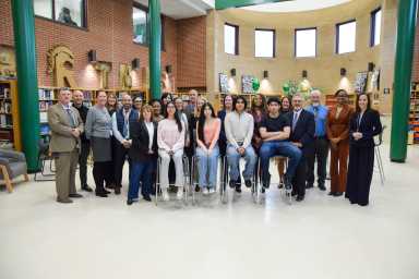 Homenaje a los mejores estudiantes de secundaria de la generación 2026 en Brentwood