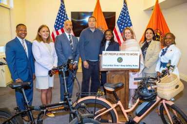 Presentan proyecto de ley en Nassau para legalizar la mayoría de bicicletas eléctricas y scooters
