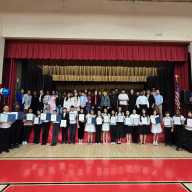 Escuela Intermedia Edmund W. Miles incorpora a 22 miembros a la National Junior Honor Society