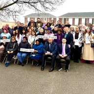 El 10mo. Servicio anual de Pascua al Amanecer une a la comunidad en Glen Cove