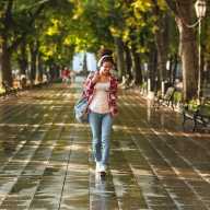 Caminata saludable para estresarse menos: Muévase para mejorar su bienestar