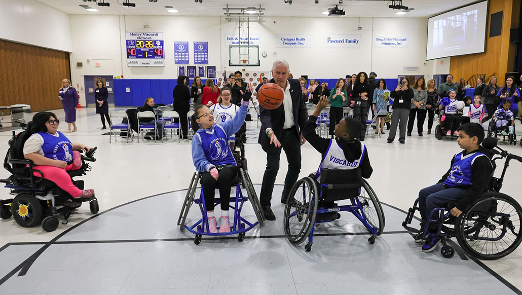 Más de 1.200 atletas competirán en los Juegos del condado de Nassau para Personas con Discapacidades Físicas