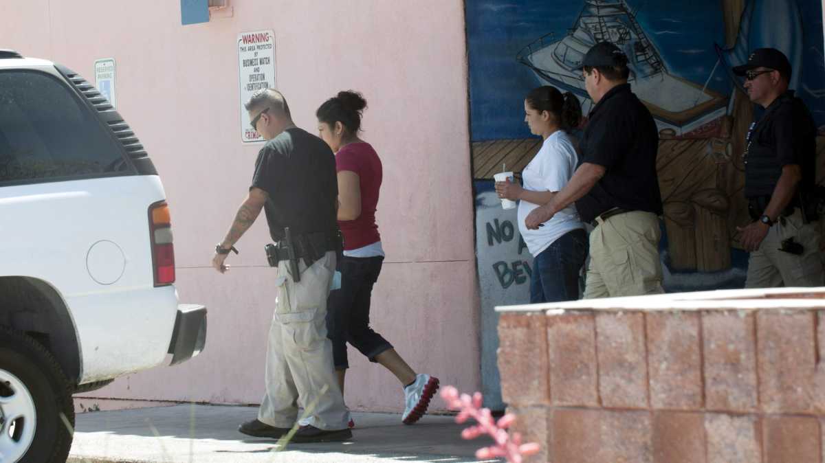 Detenciones de inmigrantes en la vía pública aumentó un 1.000% en segundo mandato de Trump