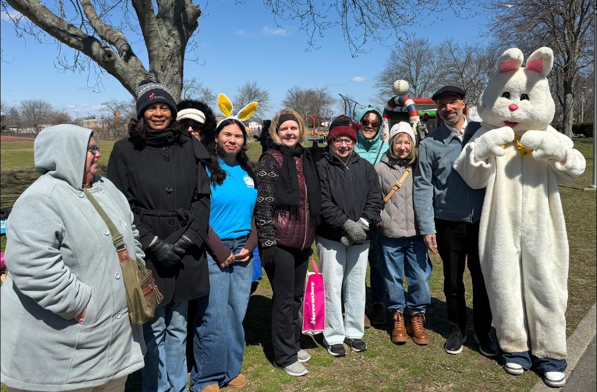 Legisladores Mulé y Davis celebran la "Eggstravaganza" de Pascua en Baldwin