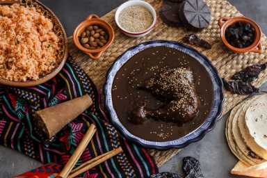 Celebre el Cinco de Mayo disfrutando la diversa gastronomía de México en Long Island
