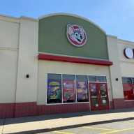 Hombre de Roosevelt sentenciado por asesinar a un hispano detrás de un Chuck E. Cheese en Hempstead