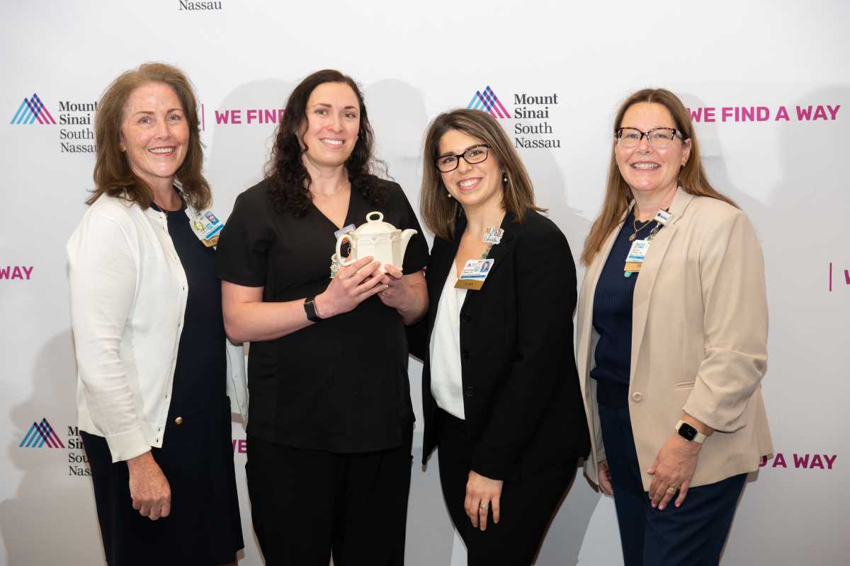 Mount Sinai South Nassau rinde homenaje a sus enfermeros en la "Semana Nacional de la Enfermería"