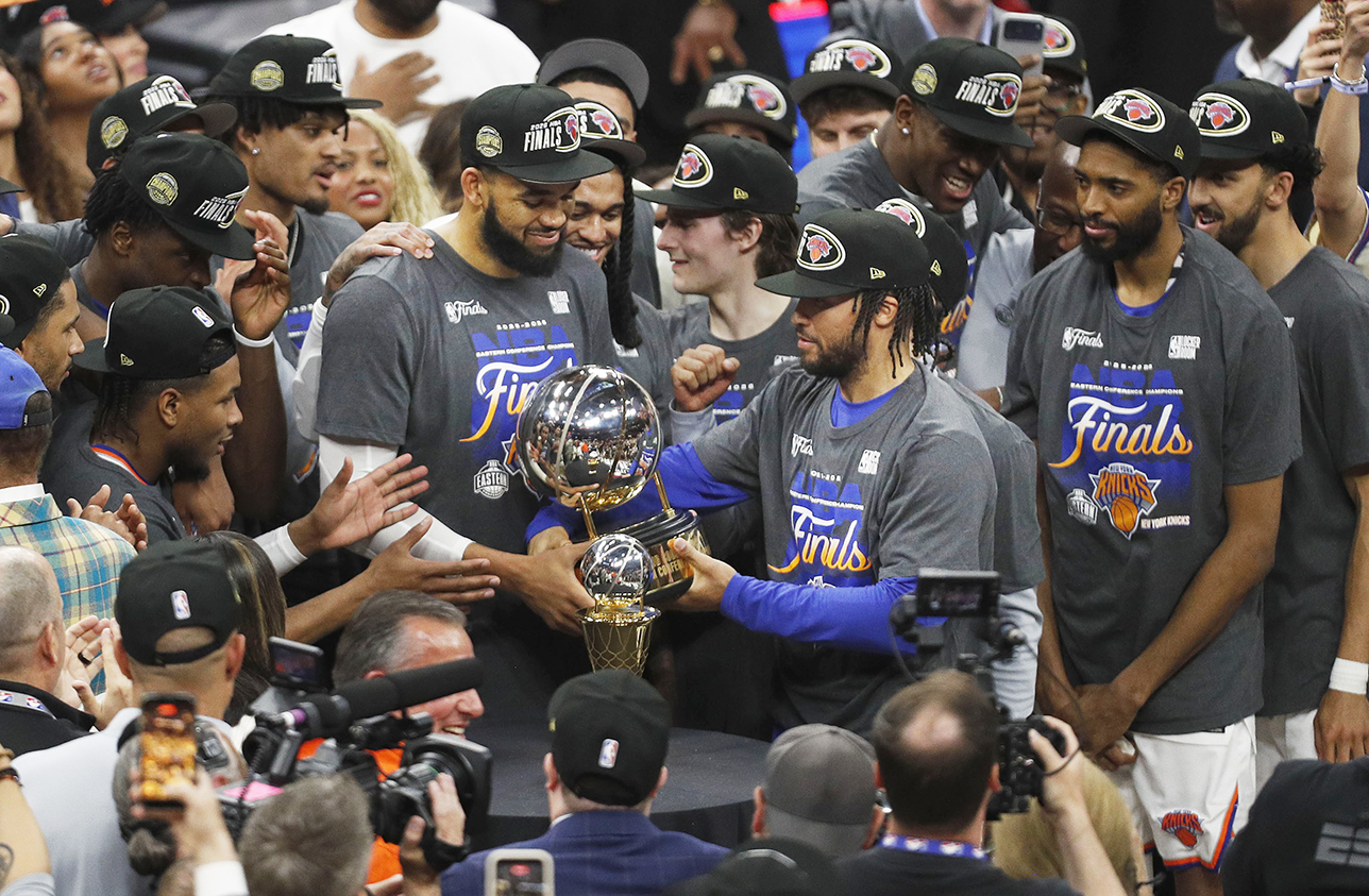 New York Knicks barren a los Cavaliers y jugarán por su primer anillo desde 1973