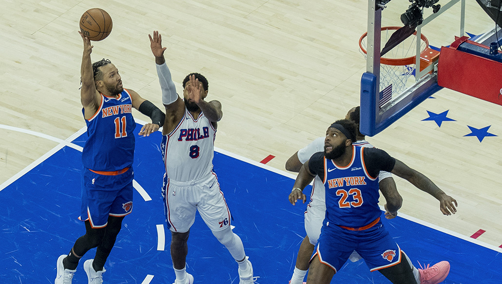 NY Knicks aplastan a 76ers y vuelven a la final de la Conferencia Este de NBA