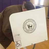En marcha la votación anticipada en Long Island para las elecciones primarias al Congreso