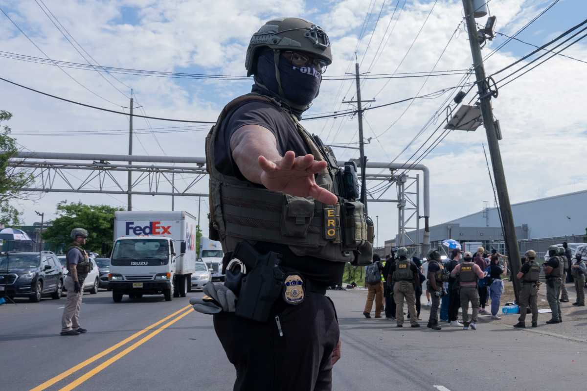 Cámara de Representantes de EEUU aprueba $70.000 millones para agencias migratorias de Trump