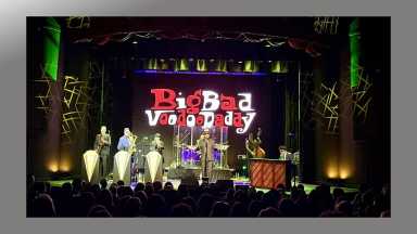 Vívelo LI : Big Bad Voodoo Daddy en concierto en The Paramount