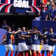 Mbappé clava doblete y sella triunfo de Francia sobre Senegal en Nueva Jersey