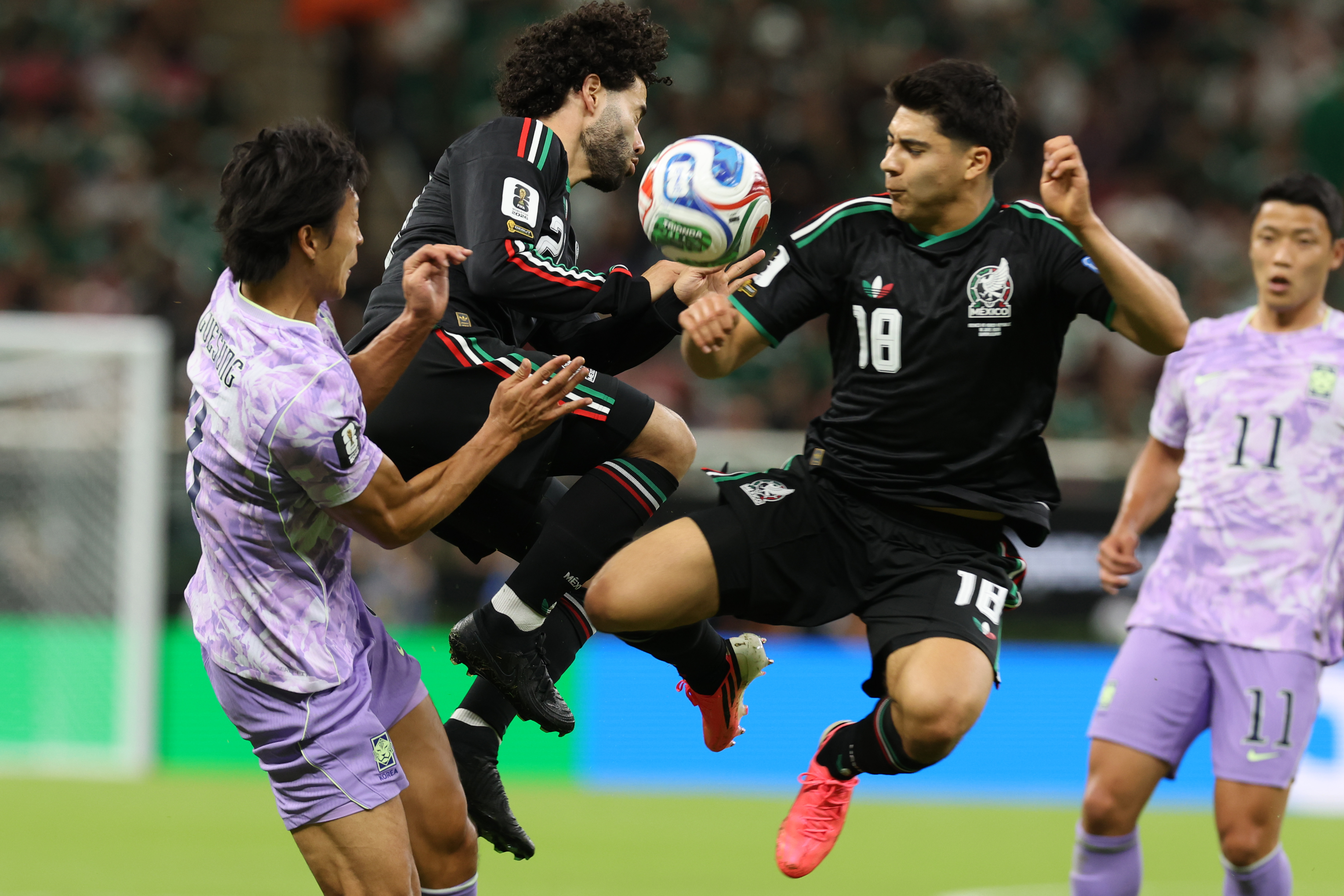 El "Tricolor" de México gana a Corea y clasifica a los dieciseisavos de final