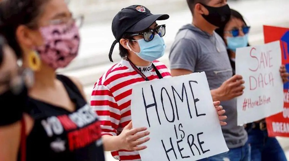 El programa DACA cumple 14 años bajo nuevas presiones de la Administración Trump