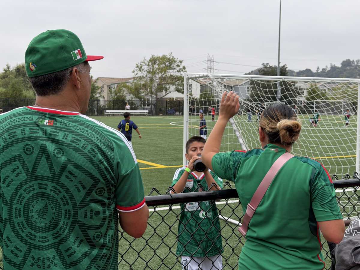 Inmigrantes indocumentados en EEUU obligados a ver el Mundial desde sus casas