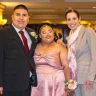 Estudiantes de Brentwood High School celebran su baile de graduación con estilo