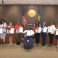 Reconocimiento a las mujeres veteranas en condado de Suffolk