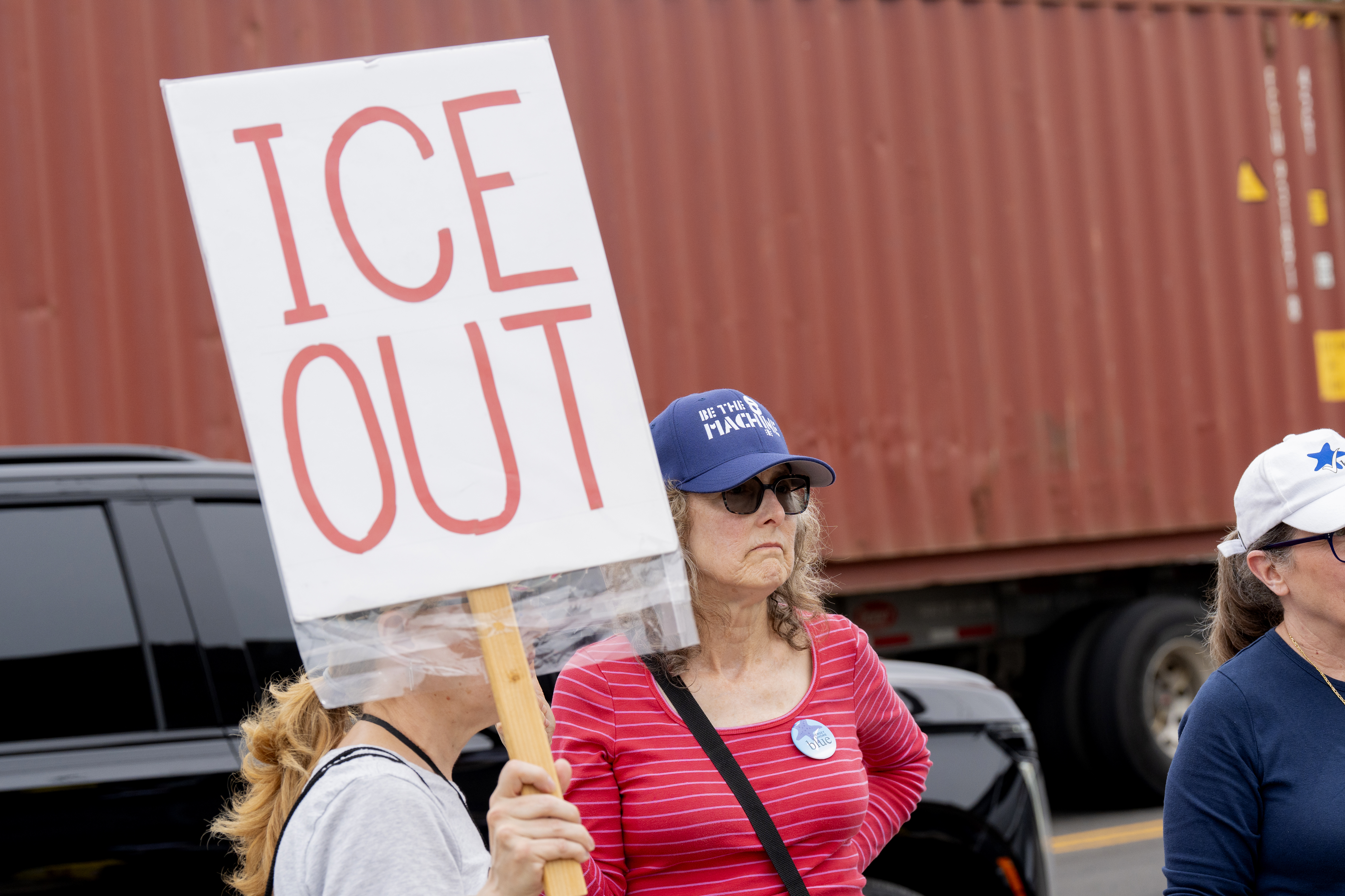Cámara de Representantes de EEUU aprueba $70.000 millones para agencias migratorias de Trump