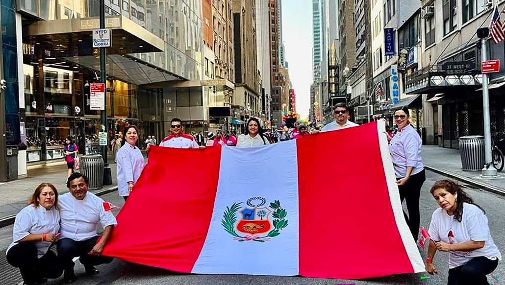Comunidad peruana conmemora los 205 años de la Independencia nacional del Perú