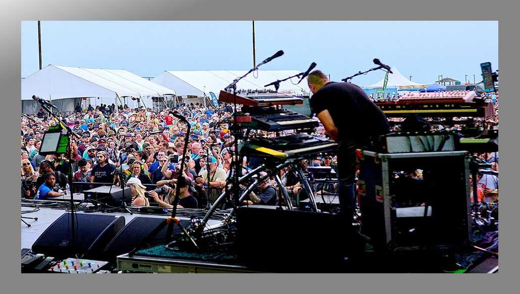 Vívelo LI : Festival musical en el Shorefront Park de Patchogue