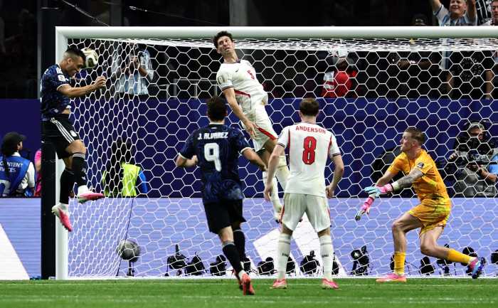 Argentina remonta a Inglaterra y se medirá con España en la gran final en Nueva York / Nueva Jersey