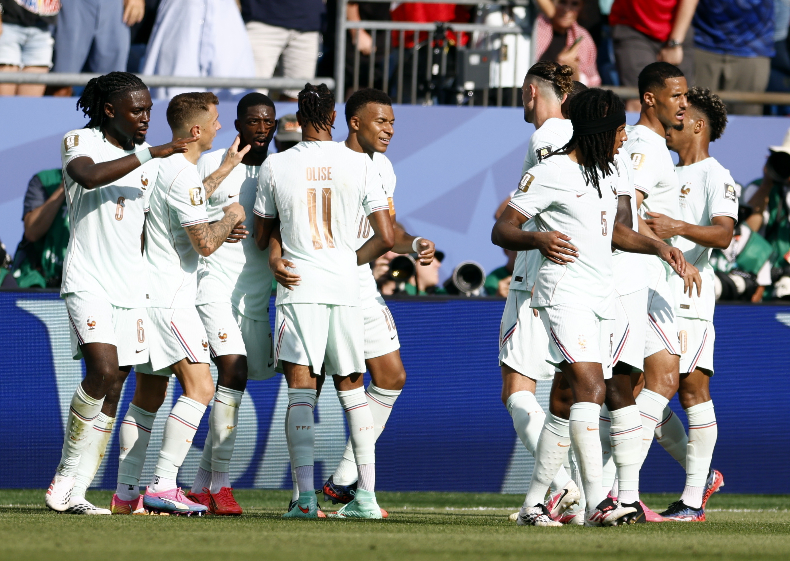 Con goles de Mbappé y Dembélé la favorita Francia elimina a Marruecos y está en semifinales